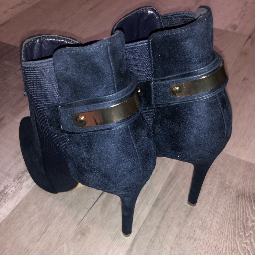 Heel Booties - Picture 3 of 4